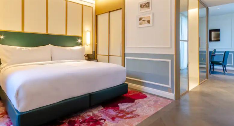 The Emerald House - Curio Collection By Hilton