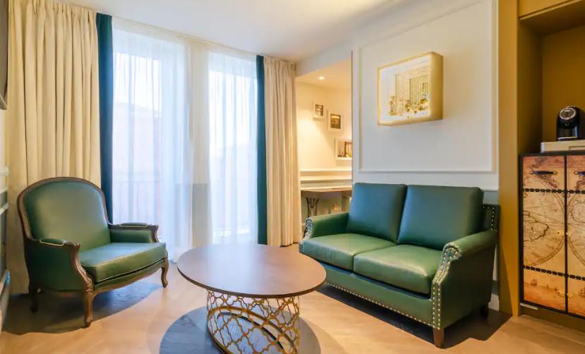 The Emerald House - Curio Collection By Hilton