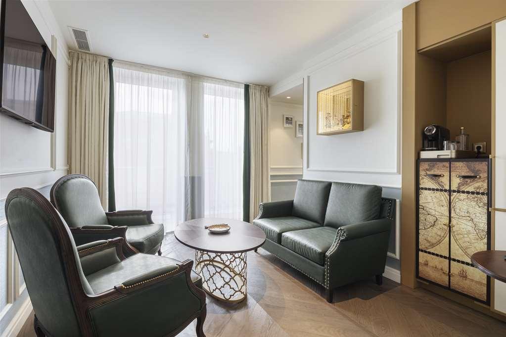 The Emerald House - Curio Collection By Hilton Hotel