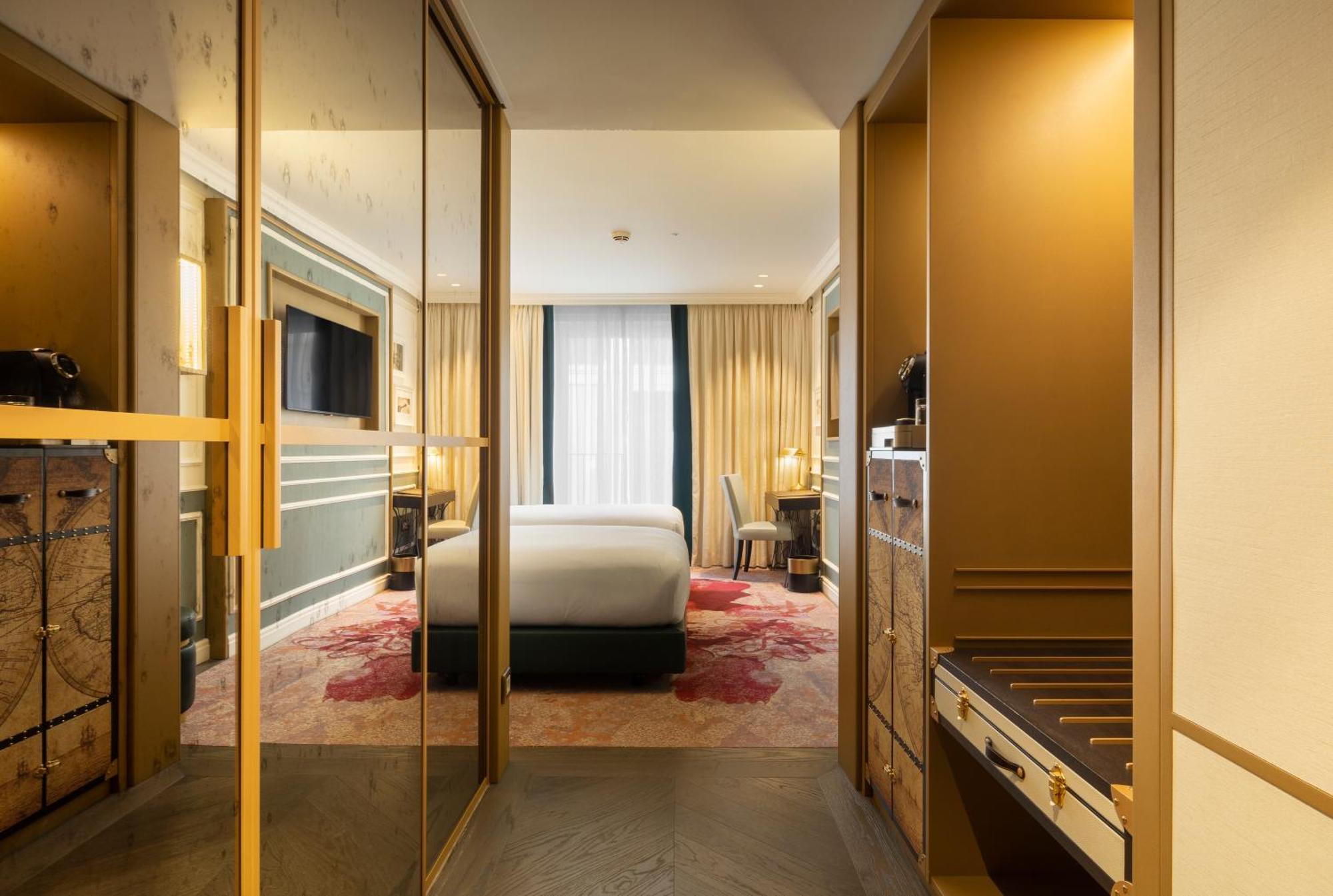 The Emerald House - Curio Collection By Hilton Hotel 4*