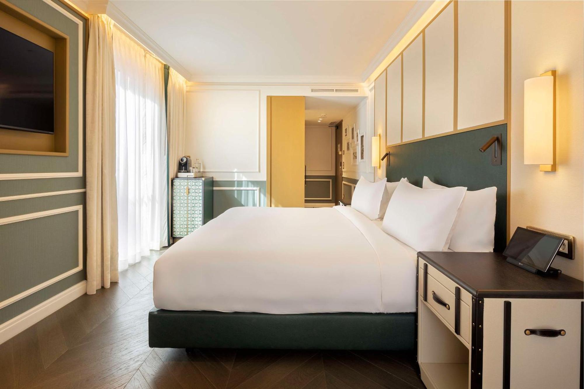 The Emerald House - Curio Collection By Hilton Hotel