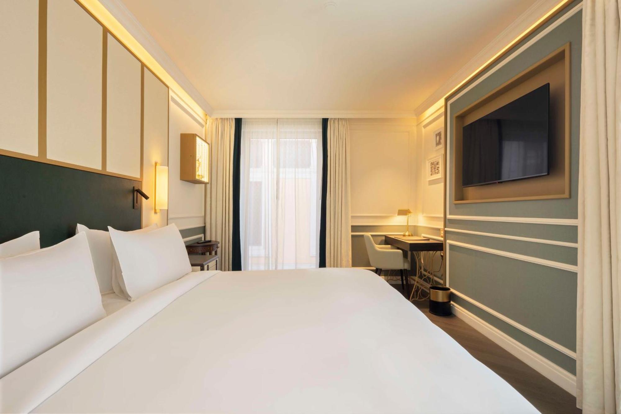 The Emerald House - Curio Collection By Hilton 4* Lisboa