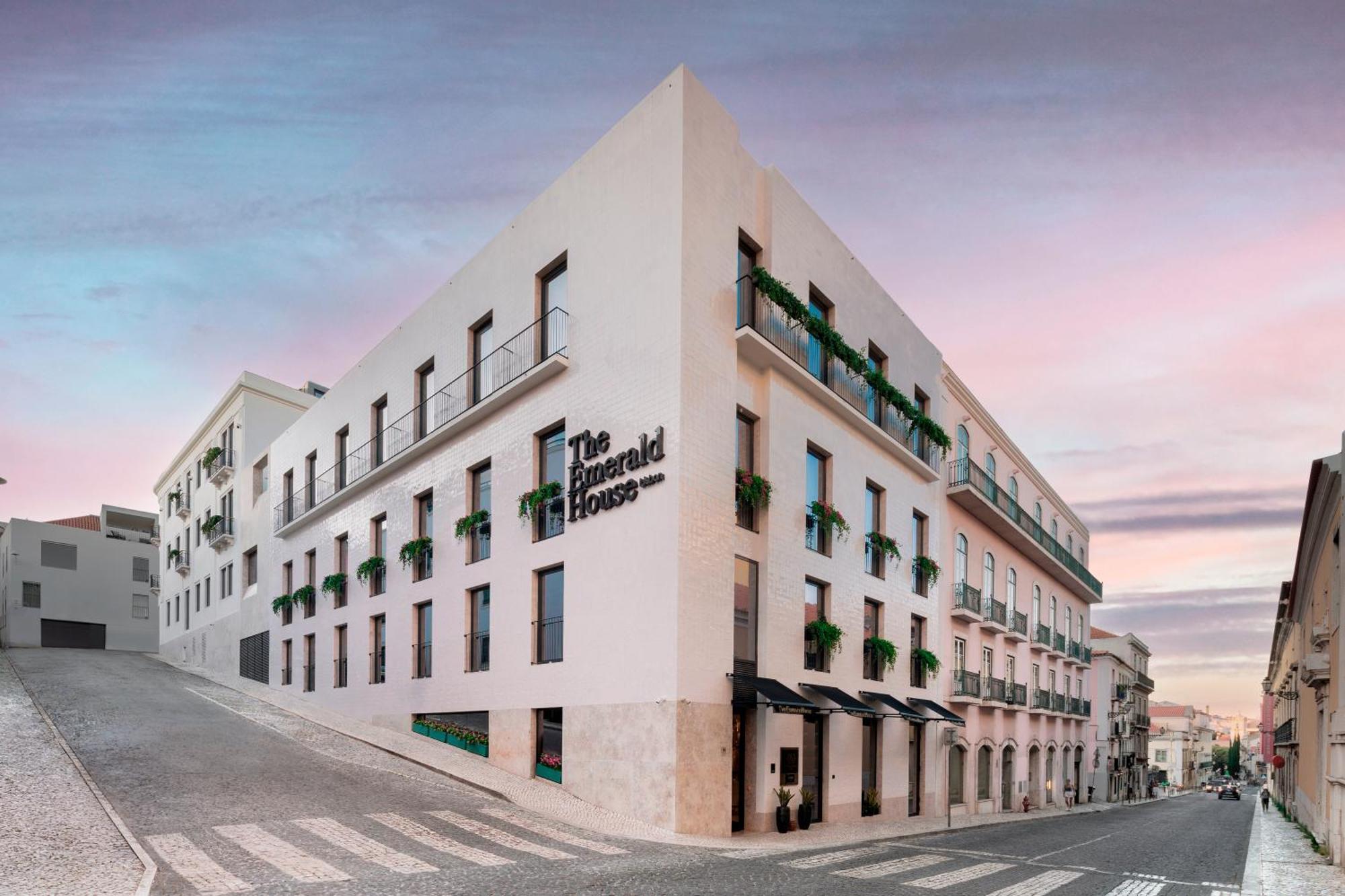 Hotel The Emerald House - Curio Collection By Hilton Lisboa